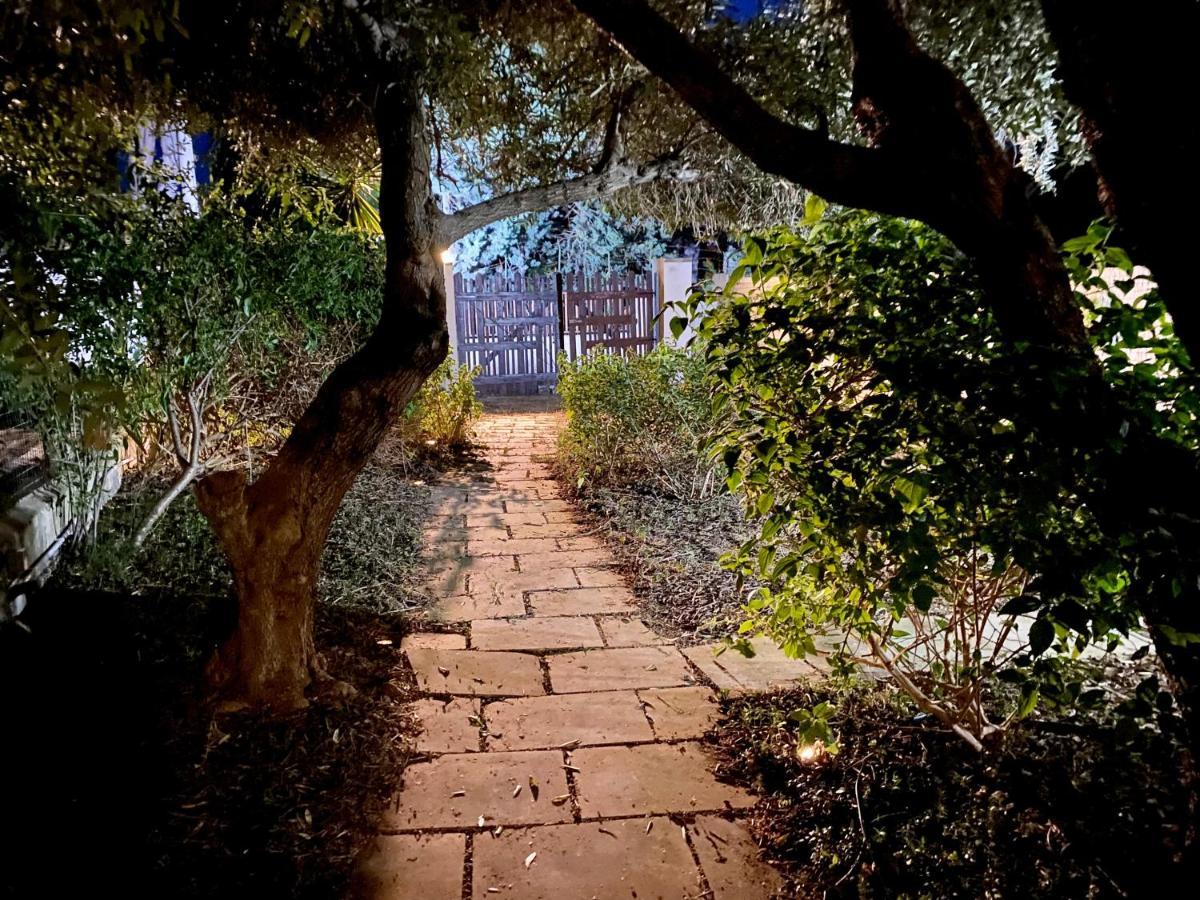 Villa Salenti..Amo Pulsano Exterior foto